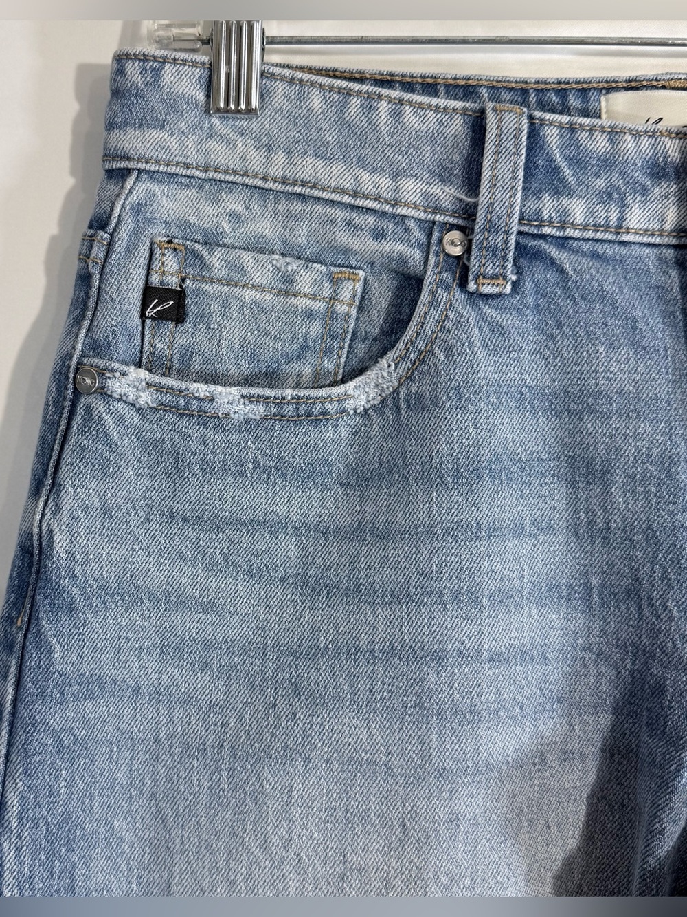 KanCan “Thalia” Mid Rise Distressed Straight Leg Jeans Size 5 - Picture 10 of 16